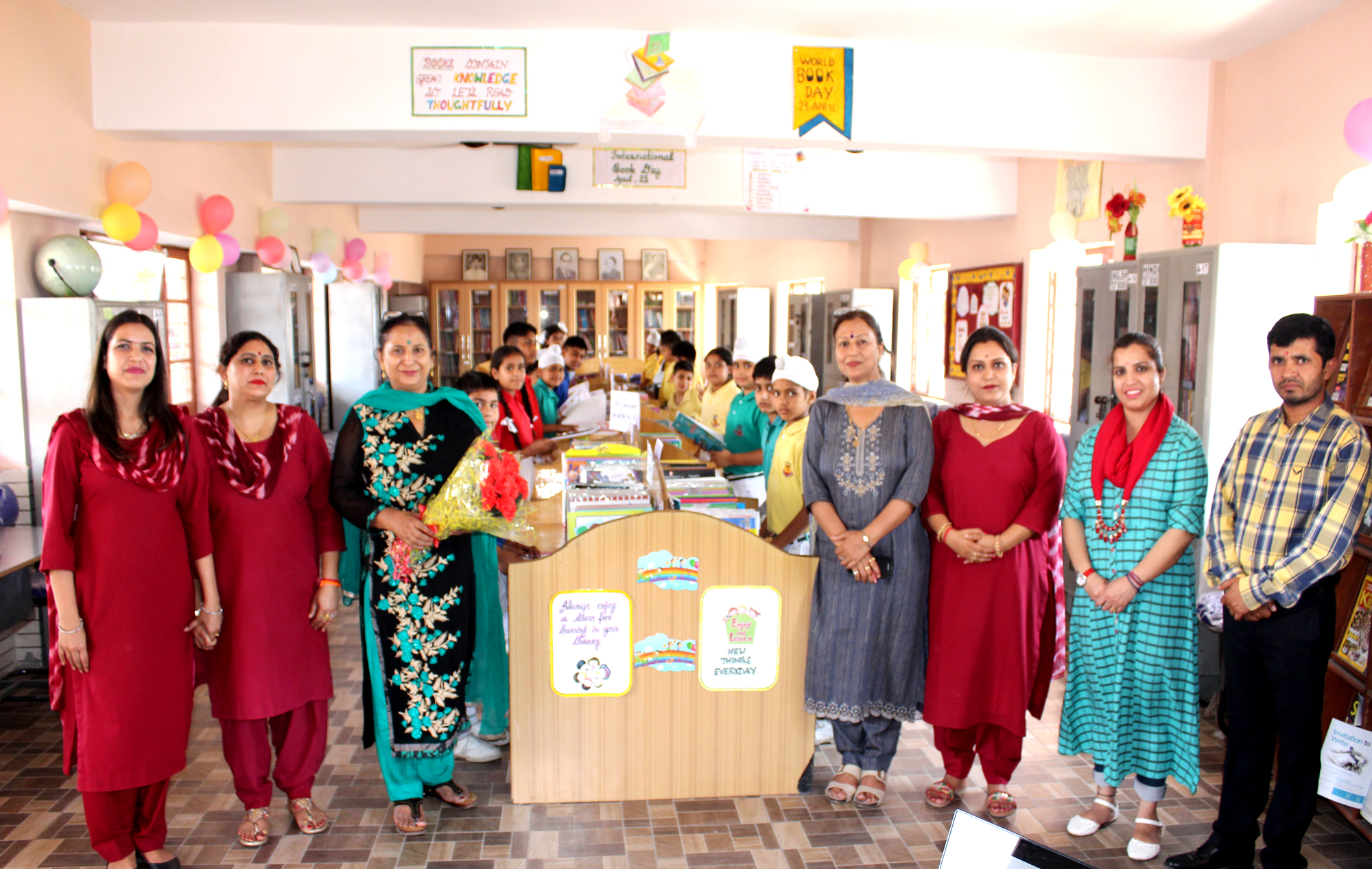 STEPHENS INTERNATIONAL PUBLIC SCHOOL HOSTS BOOK FAIR 